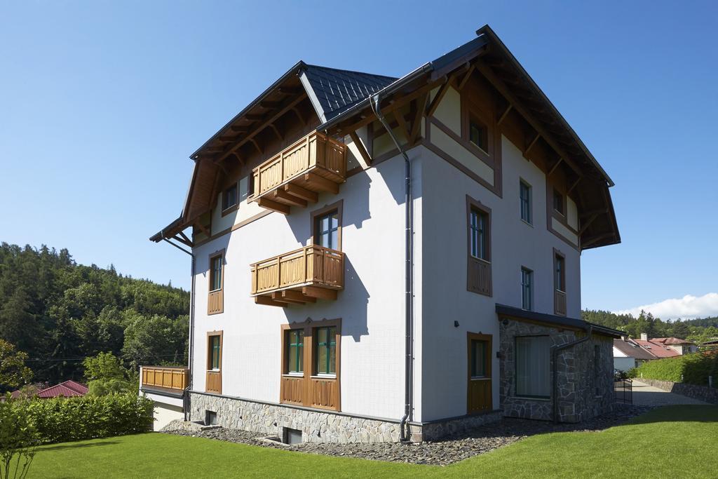 Pension Jeznik Krnov Luaran gambar